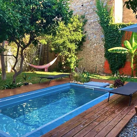 Villa Charmante Petite Avec Piscine *